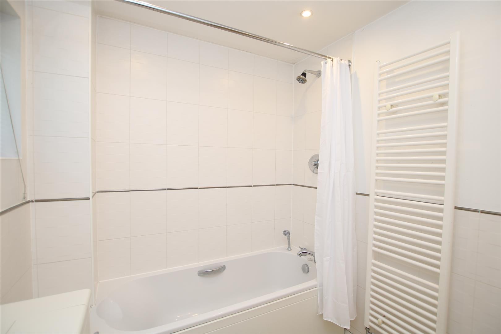 Pondtail Park, Horsham